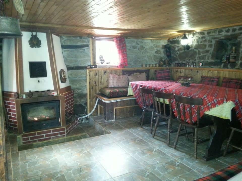 Къща За Гости Ножери Trjawna Exterior foto