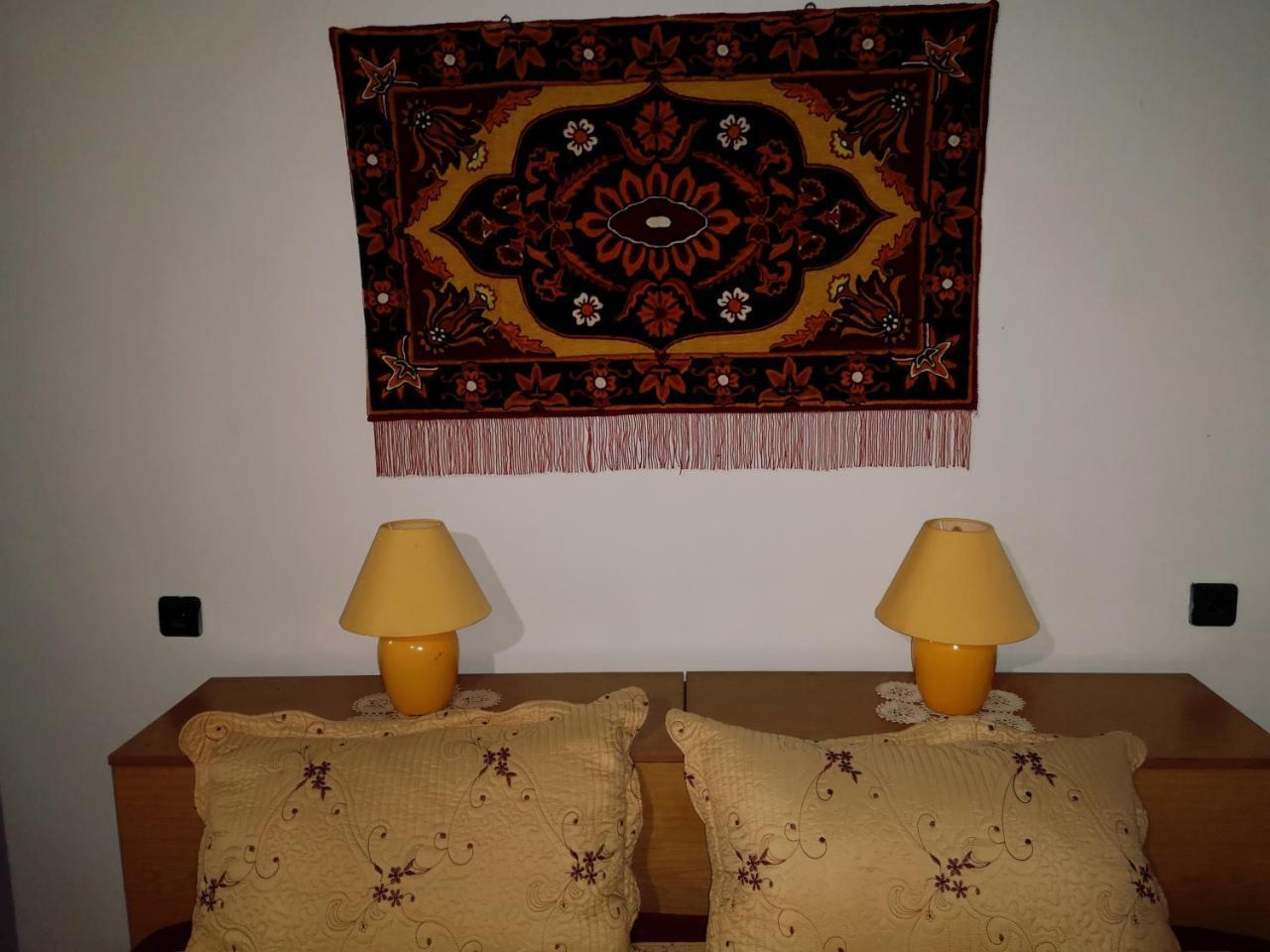 Къща За Гости Ножери Trjawna Exterior foto